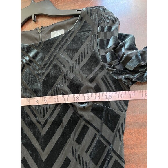 Vince Camuto Burnout Emerald Green Velvet Dress Long Sleeve Geometric Size 6 - Picture 5 of 7